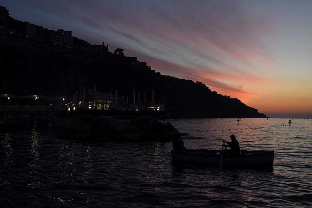Surriento Suites Sorrento Esterno foto