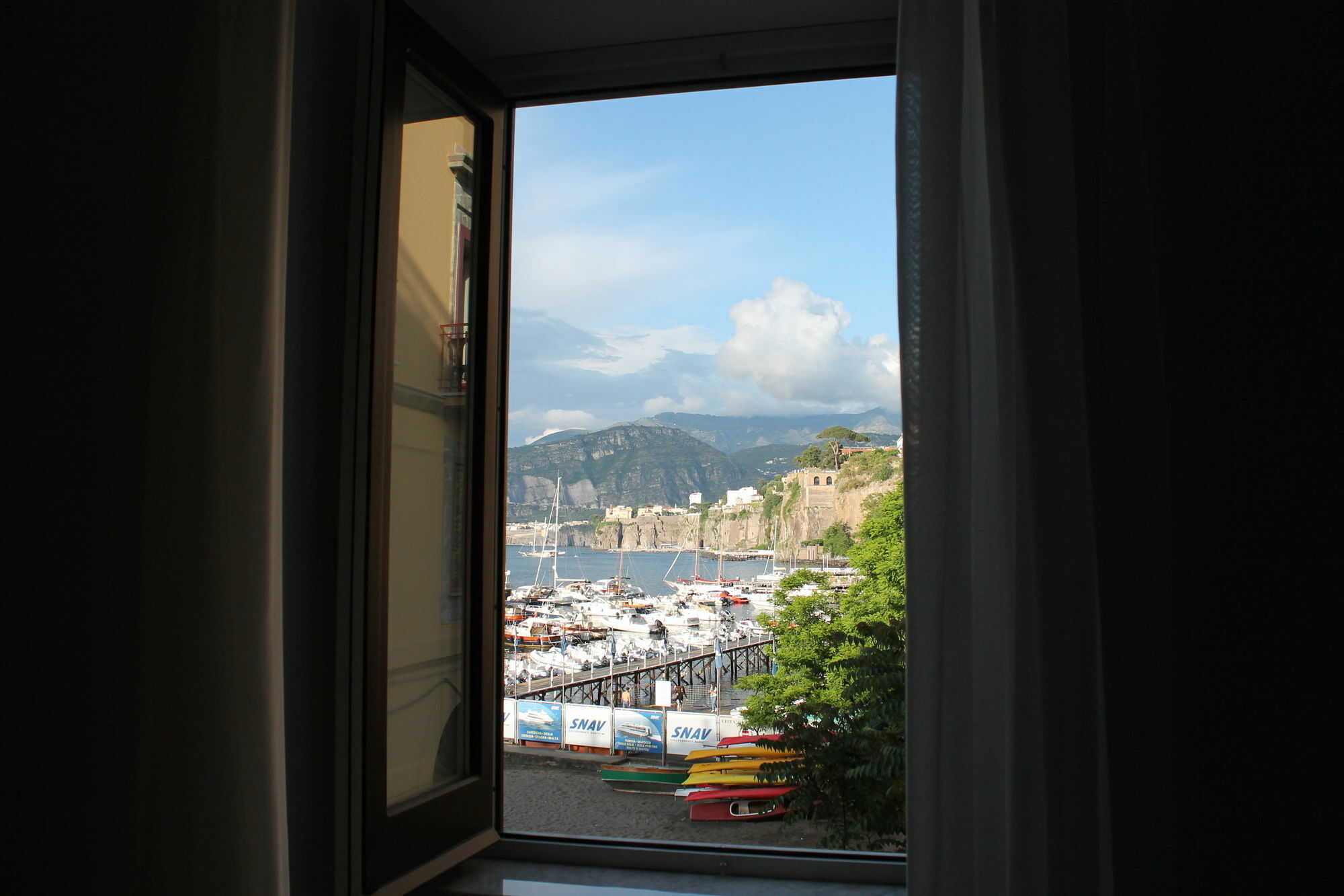 Surriento Suites Sorrento Esterno foto