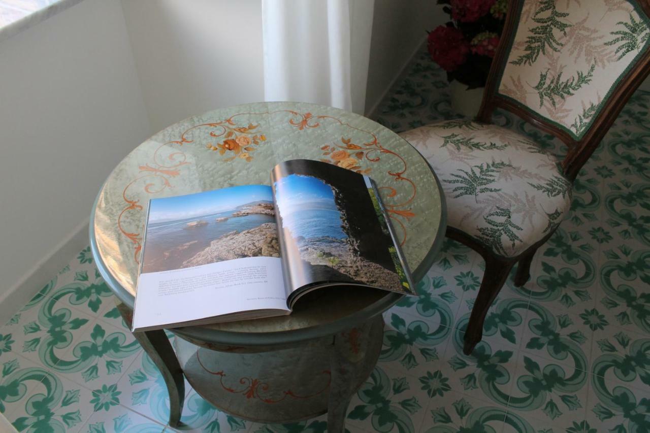 Surriento Suites Sorrento Esterno foto