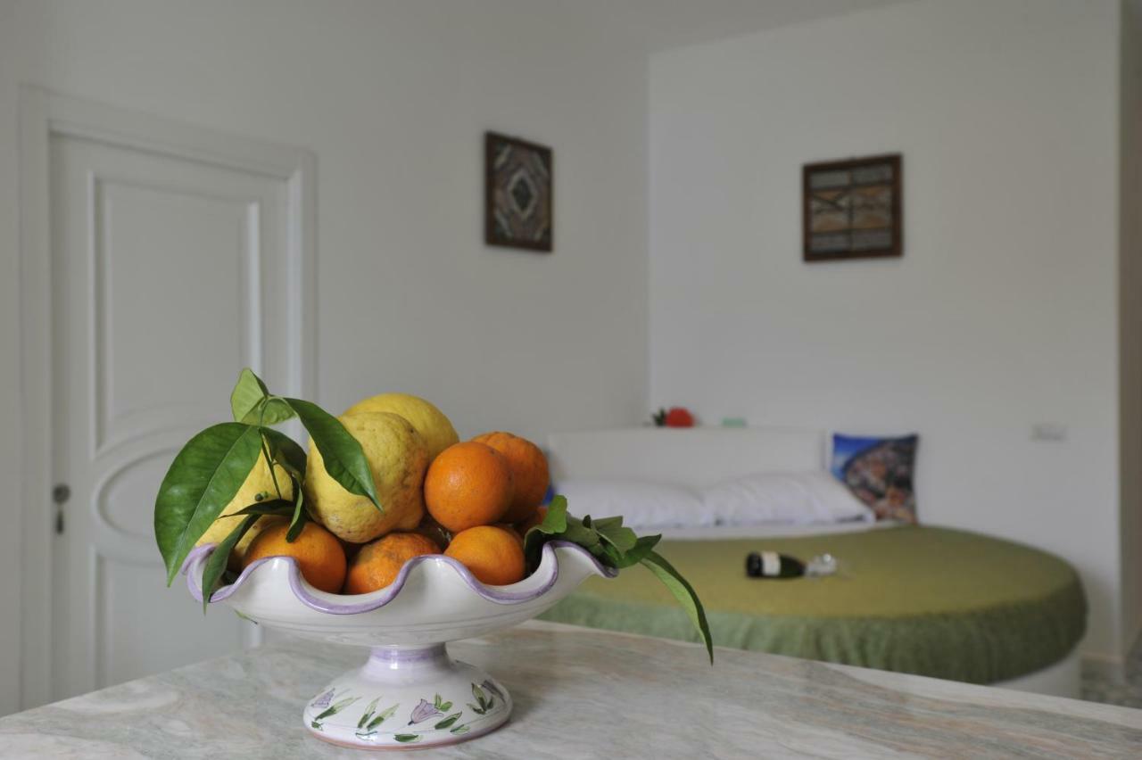 Surriento Suites Sorrento Esterno foto