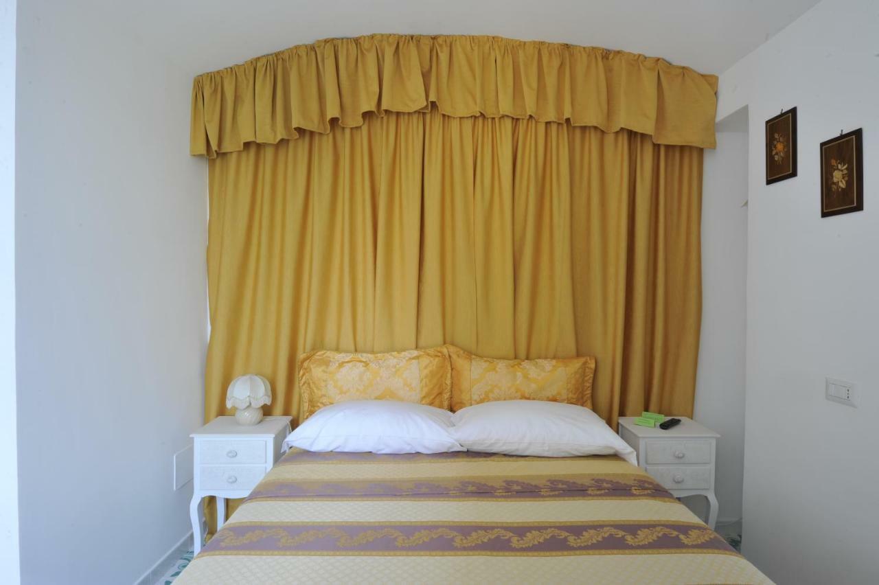 Surriento Suites Sorrento Esterno foto